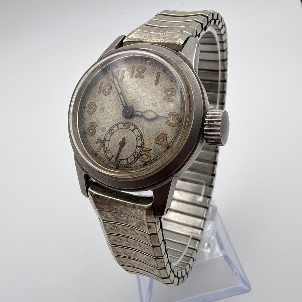 Vintage WWII Bulova U.S. Military Field Watch - Grade WG Working